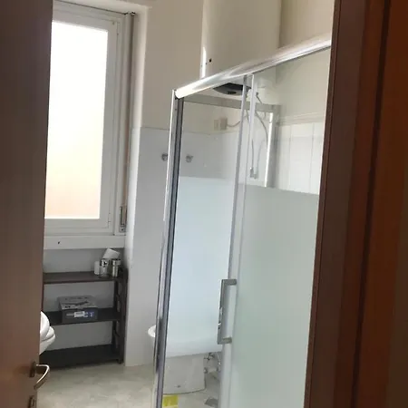 Porta Romana Metro Station Apartment